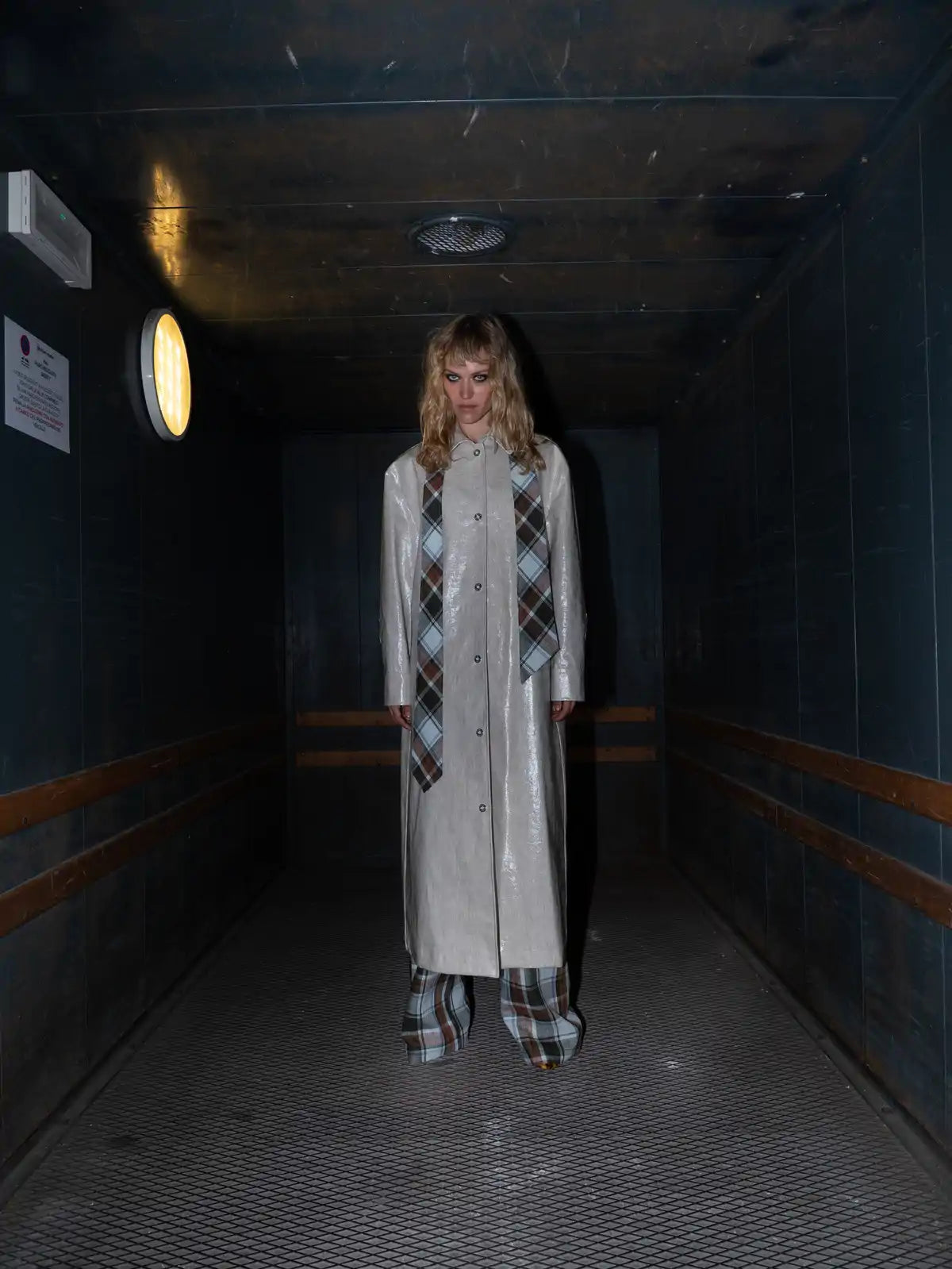 Victoria Trench glazed linen