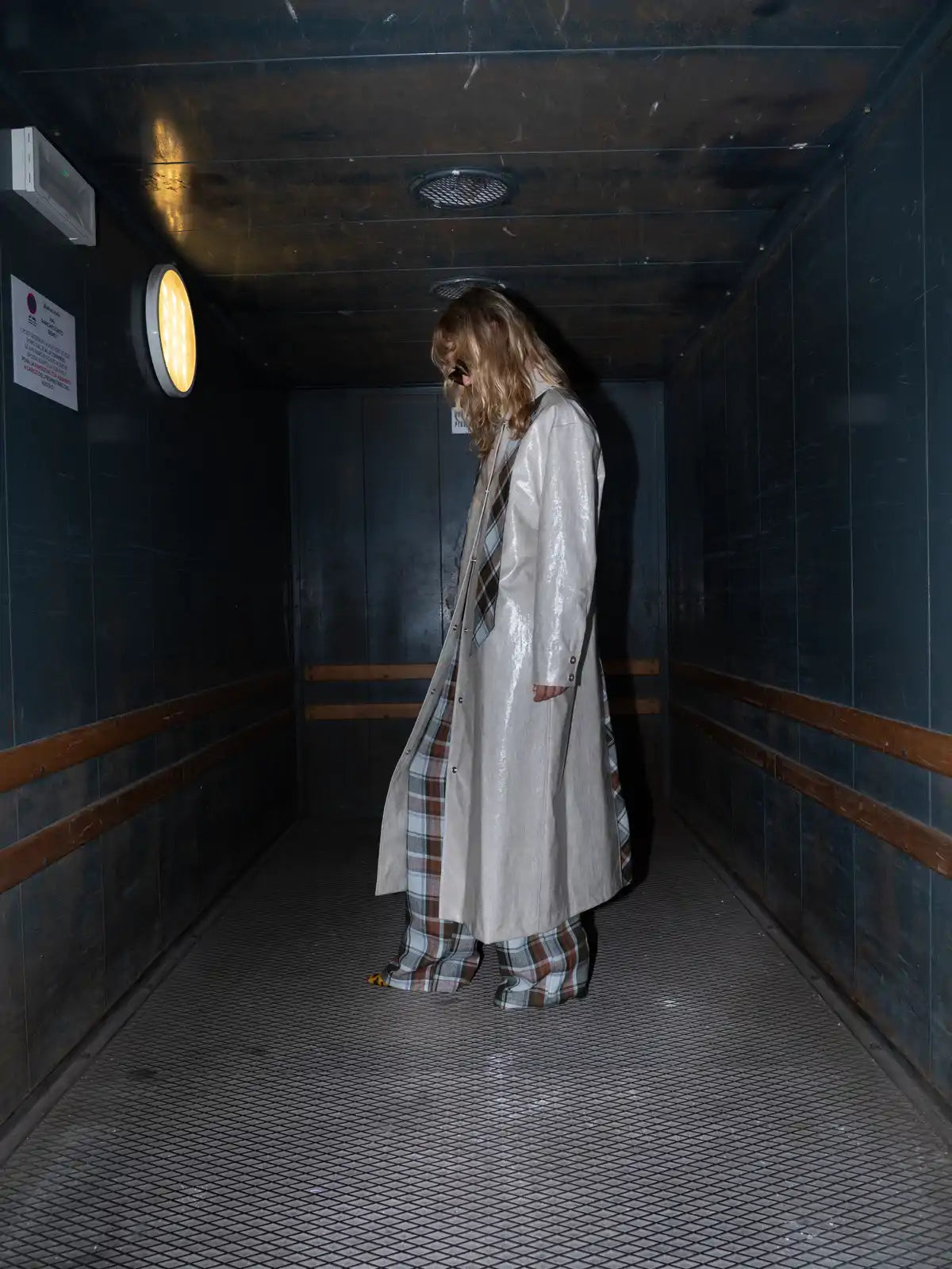 Victoria Trench glazed linen