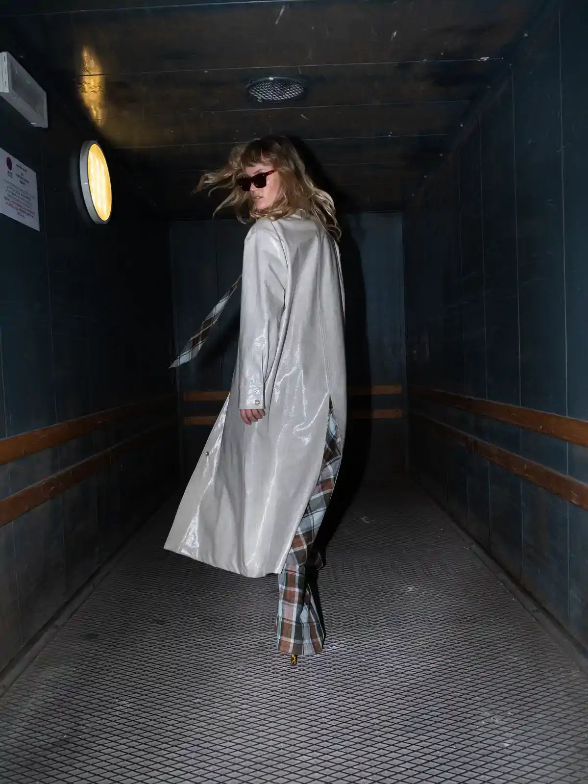 Victoria Trench glazed linen